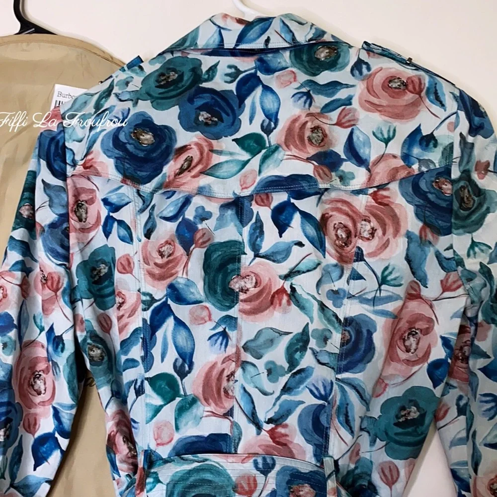 Authentic Burberry dress - Picture 10 of 14